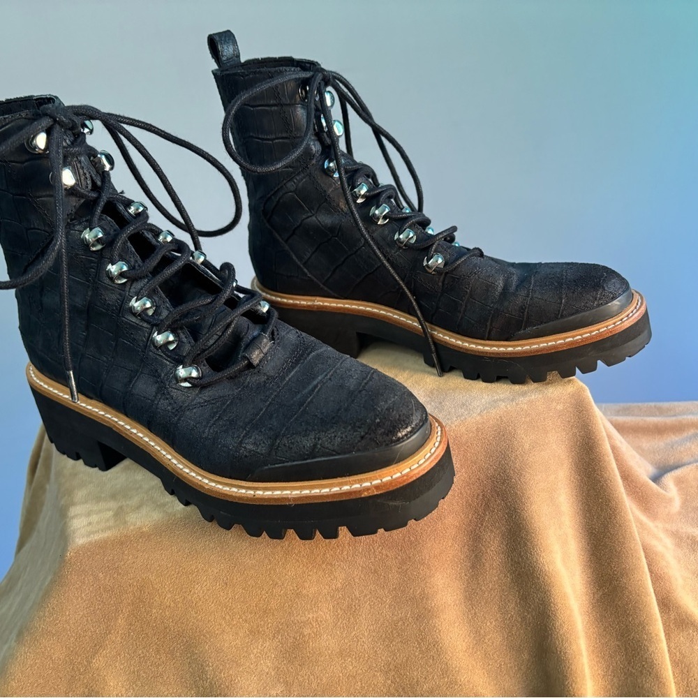 Marc Fisher LTD Black Combat Boots Chunky Lug Sole Y2K Urban Streetwear - Picture 8 of 16